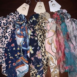 C & C California Scrunchie Scarves